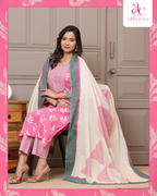 The Gulabi Pallav Kurta Pant Set