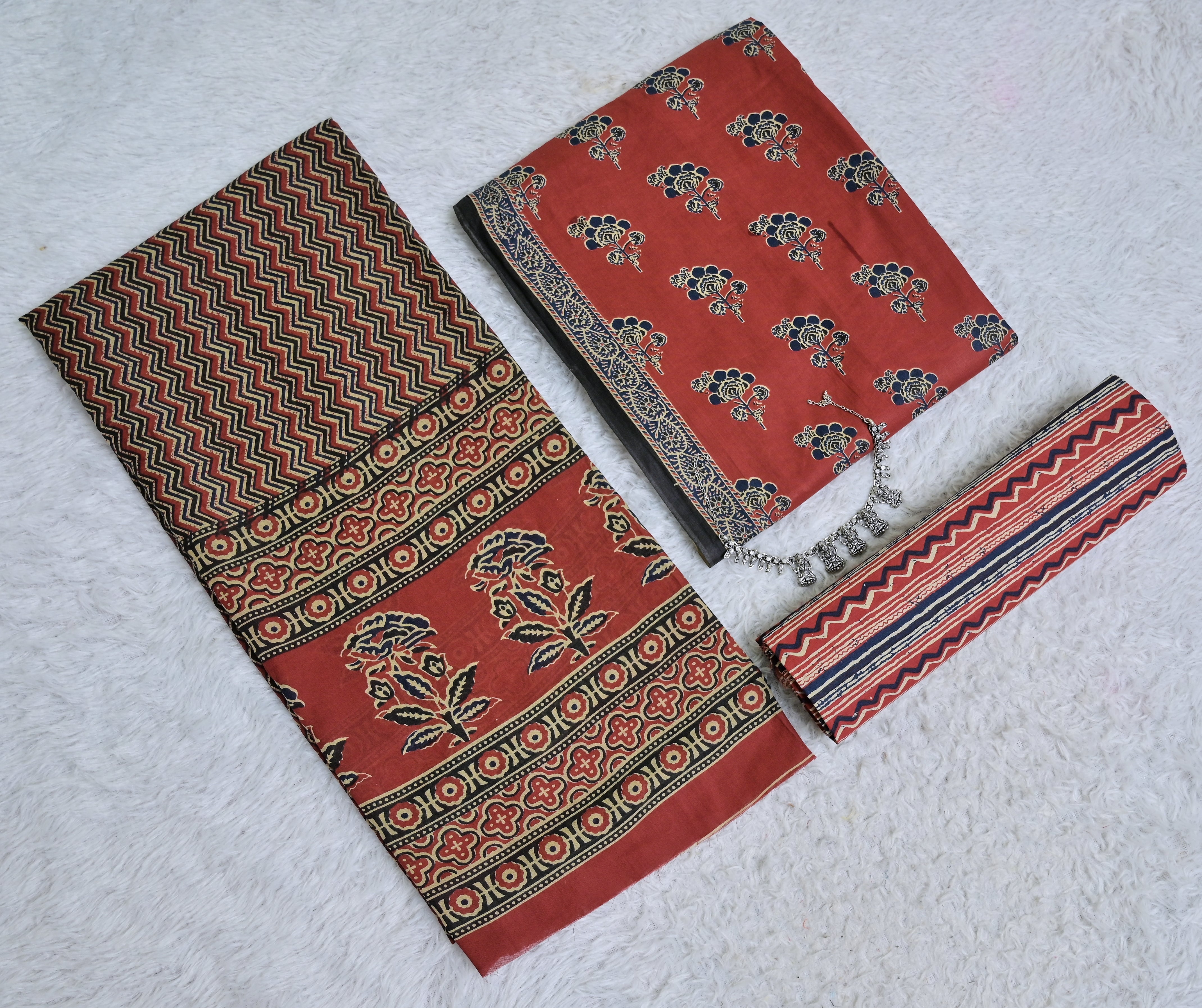 Floral Motif Printed Rust Cotton 3-Piece Unstitched Dress Material AJ107