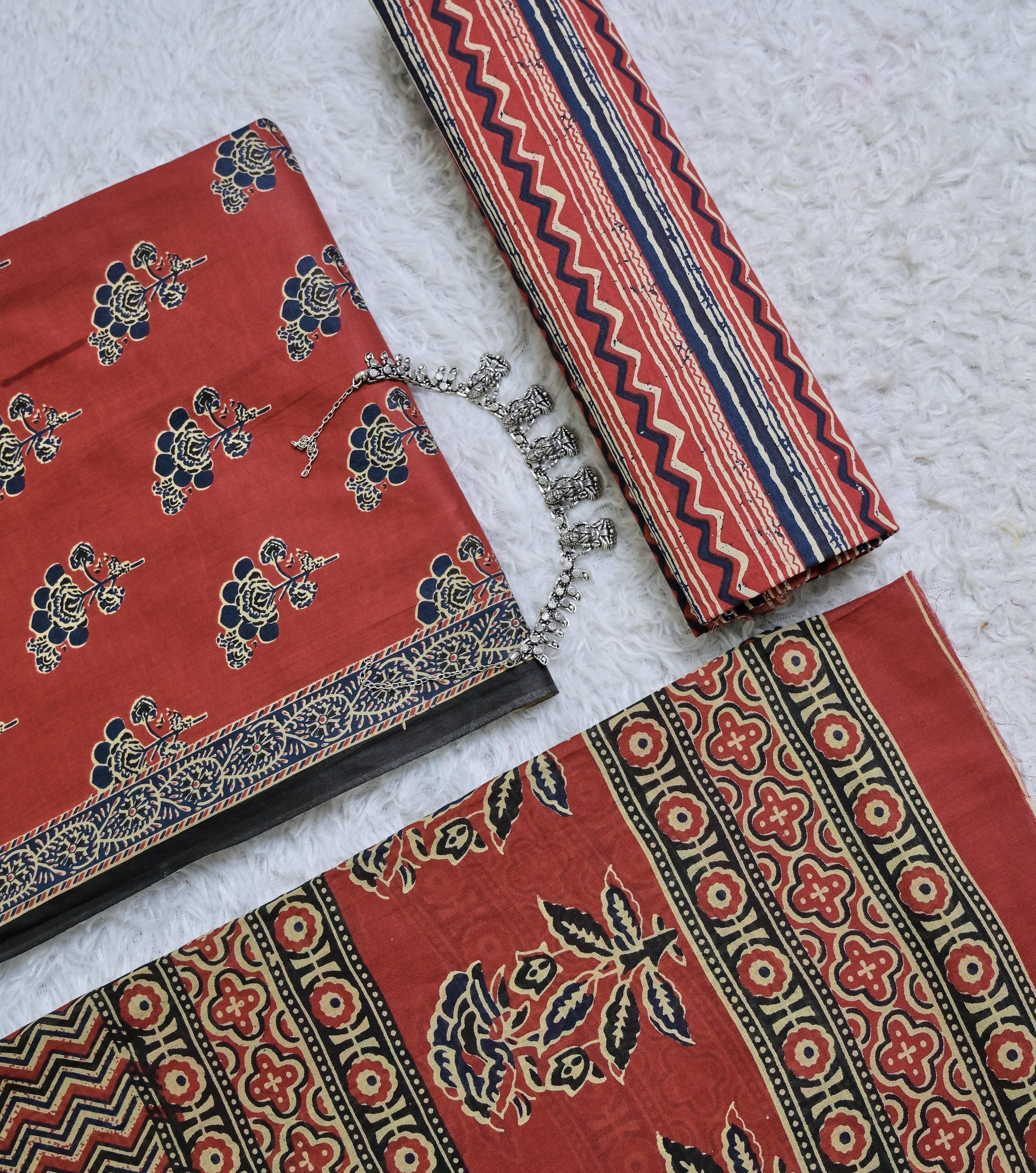 Floral Motif Printed Rust Cotton 3-Piece Unstitched Dress Material AJ107