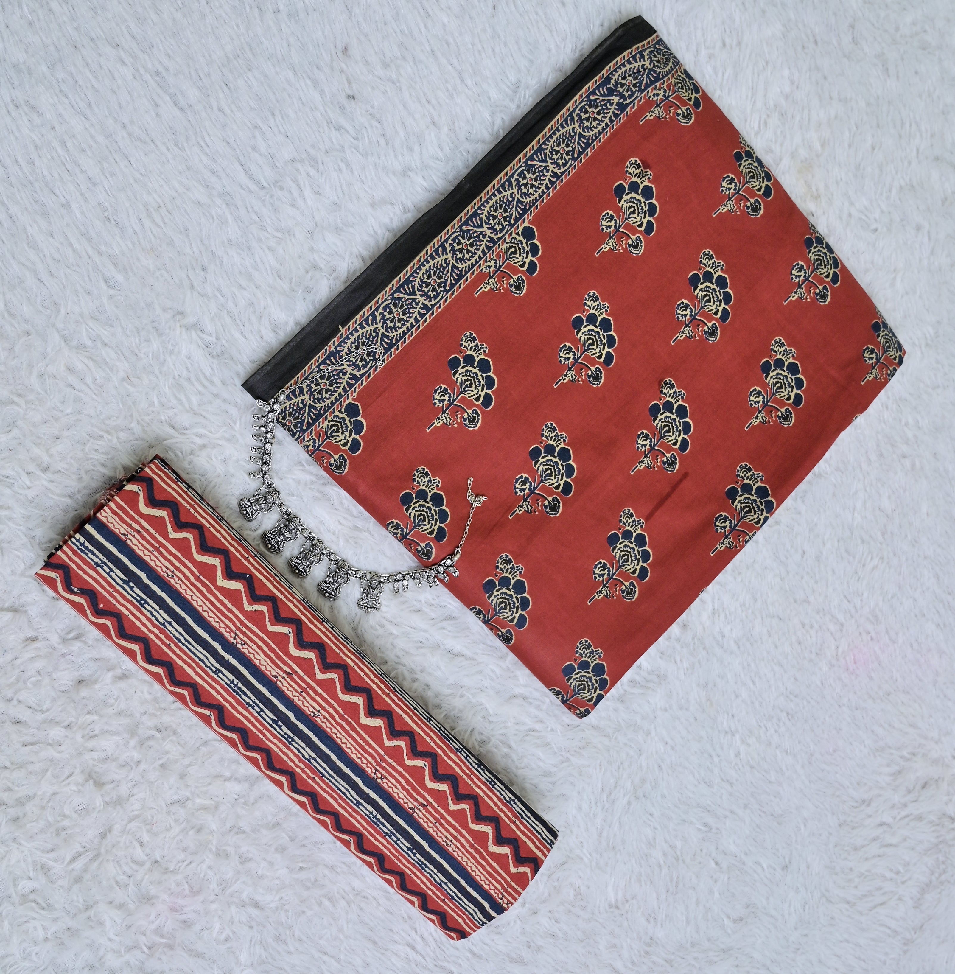 Floral Motif Printed Rust Cotton 3-Piece Unstitched Dress Material AJ107