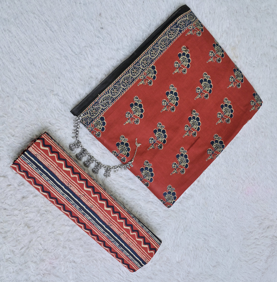 Floral Motif Printed Rust Cotton 3-Piece Unstitched Dress Material AJ107