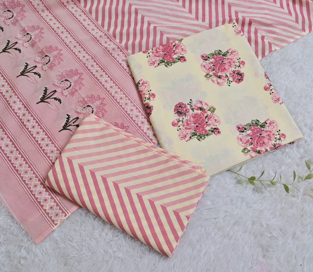 Floral Print Cotton 3-Piece Unstitched - Blush Pink AJ_139