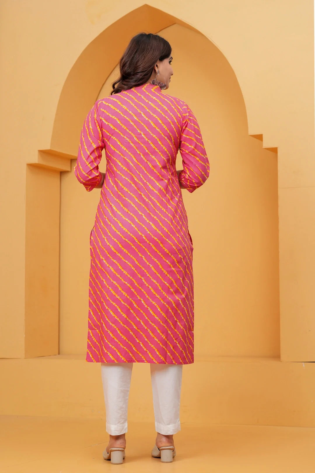 Vibrant Fuchsia Pink Leheriya Print Cotton Kurta with White Pant for Women