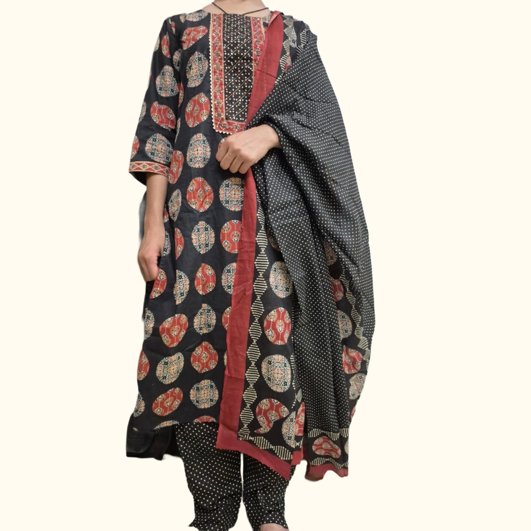 Rust Floral Cotton Straight Kurta Set | DJ30