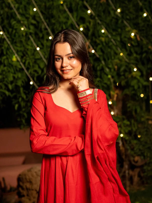 Red Pure Cotton Solid Sweetheart Neck Full Sleeves Ankle Length Flared Kurta Pant And Dupatta Set