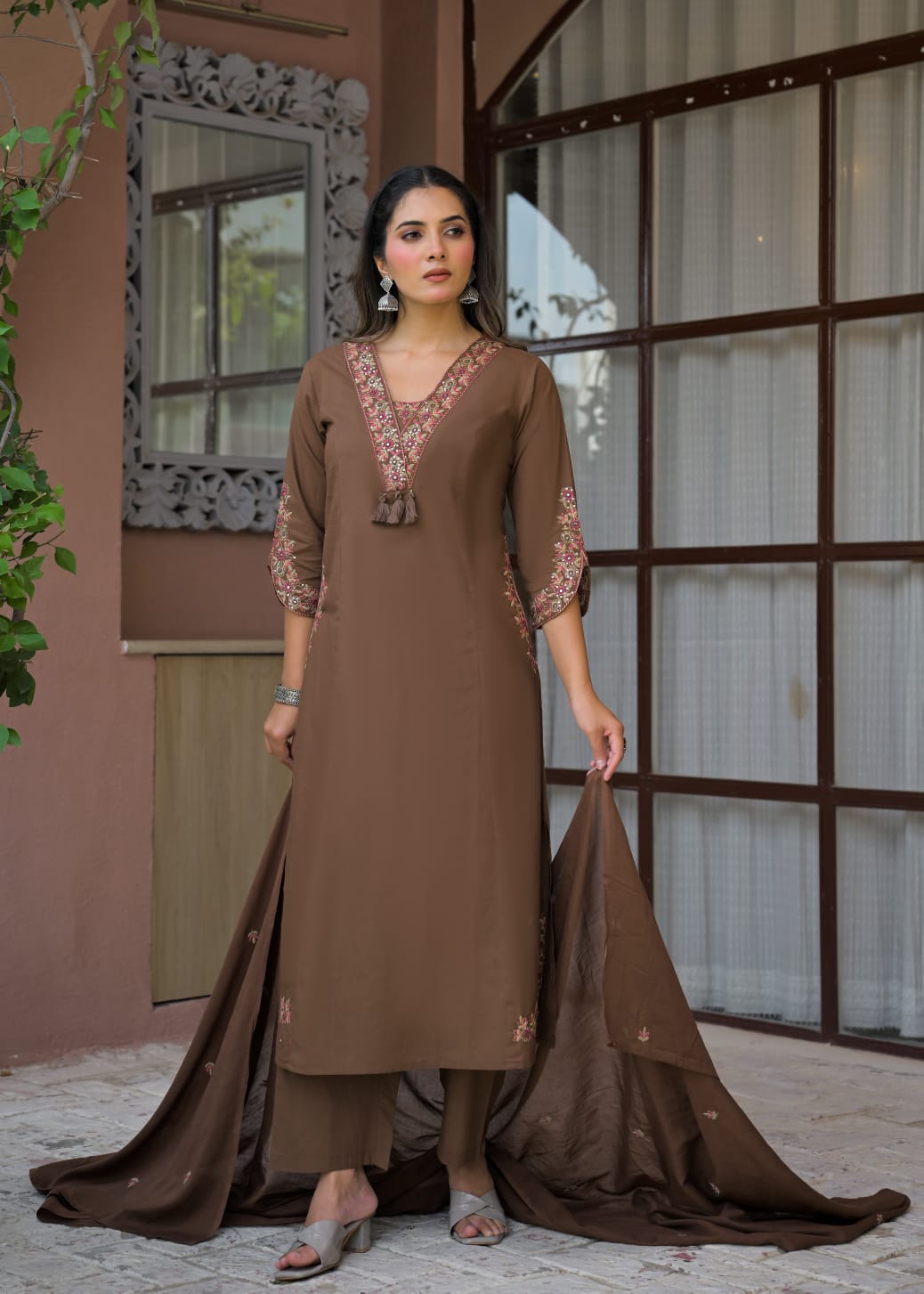 Royal Embroidered Anarkali Suit Set | Luxury Ethnic Wear