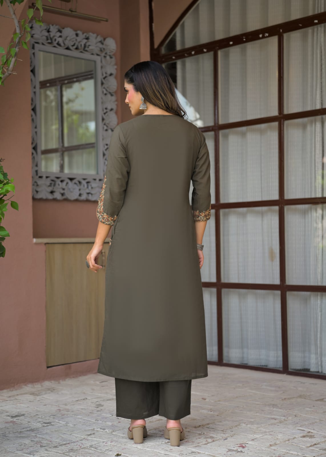 Royal Embroidered Anarkali Suit Set | Luxury Ethnic Wear