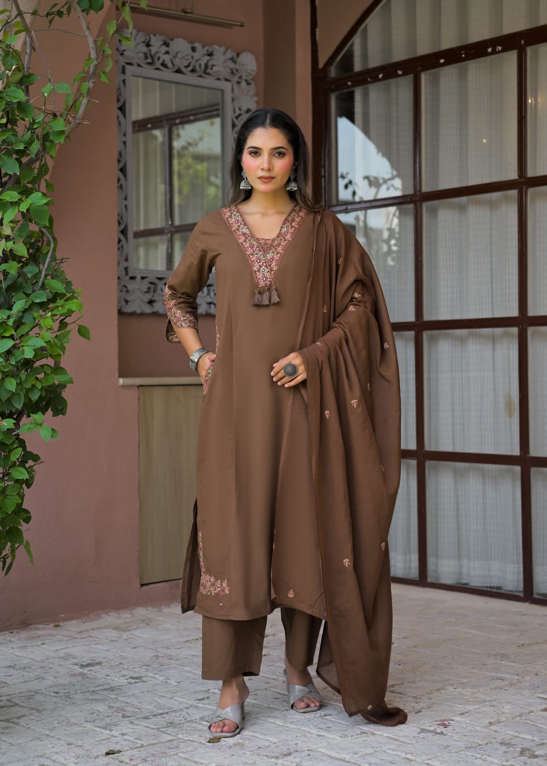 Royal Embroidered Anarkali Suit Set | Luxury Ethnic Wear